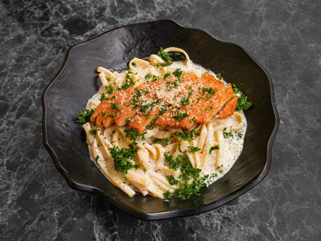 Chicken & Mushroom Alfredo